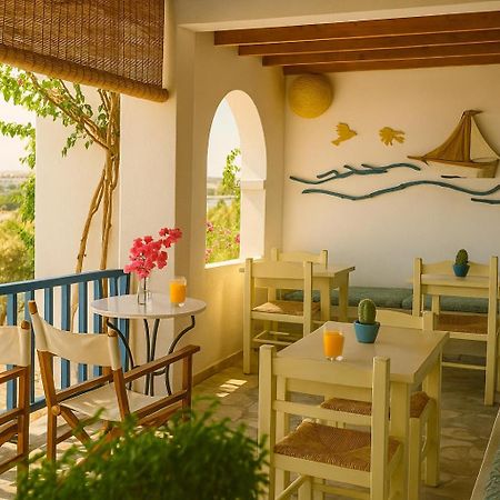 Beachfront Bocamviglies Rooms - Naoussa Bespoke View Exterior photo