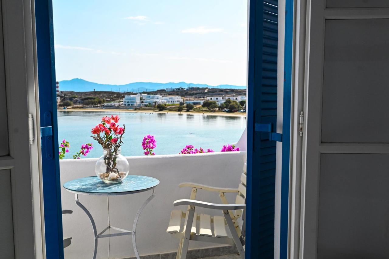 Beachfront Bocamviglies Rooms - Naoussa Bespoke View Exterior photo