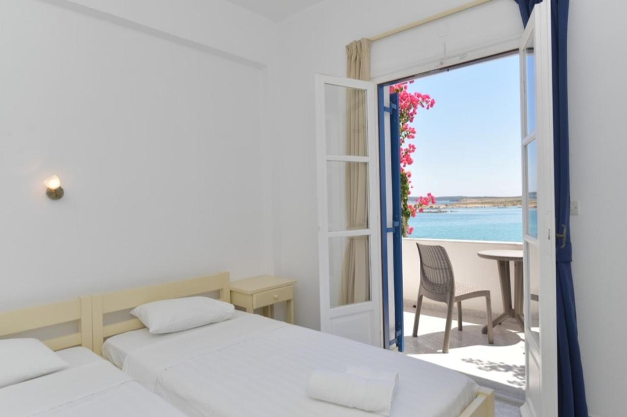 Beachfront Bocamviglies Rooms - Naoussa Bespoke View Exterior photo
